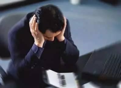 源峰检测取得荧光材料抗疲劳试验装置专利能够专用于荧光材料的检测(图1)