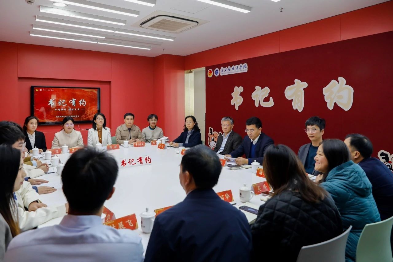 “曝GEN被韩国官方调查假赛”火了LPL世一翻诞生精通五种语言(图1)